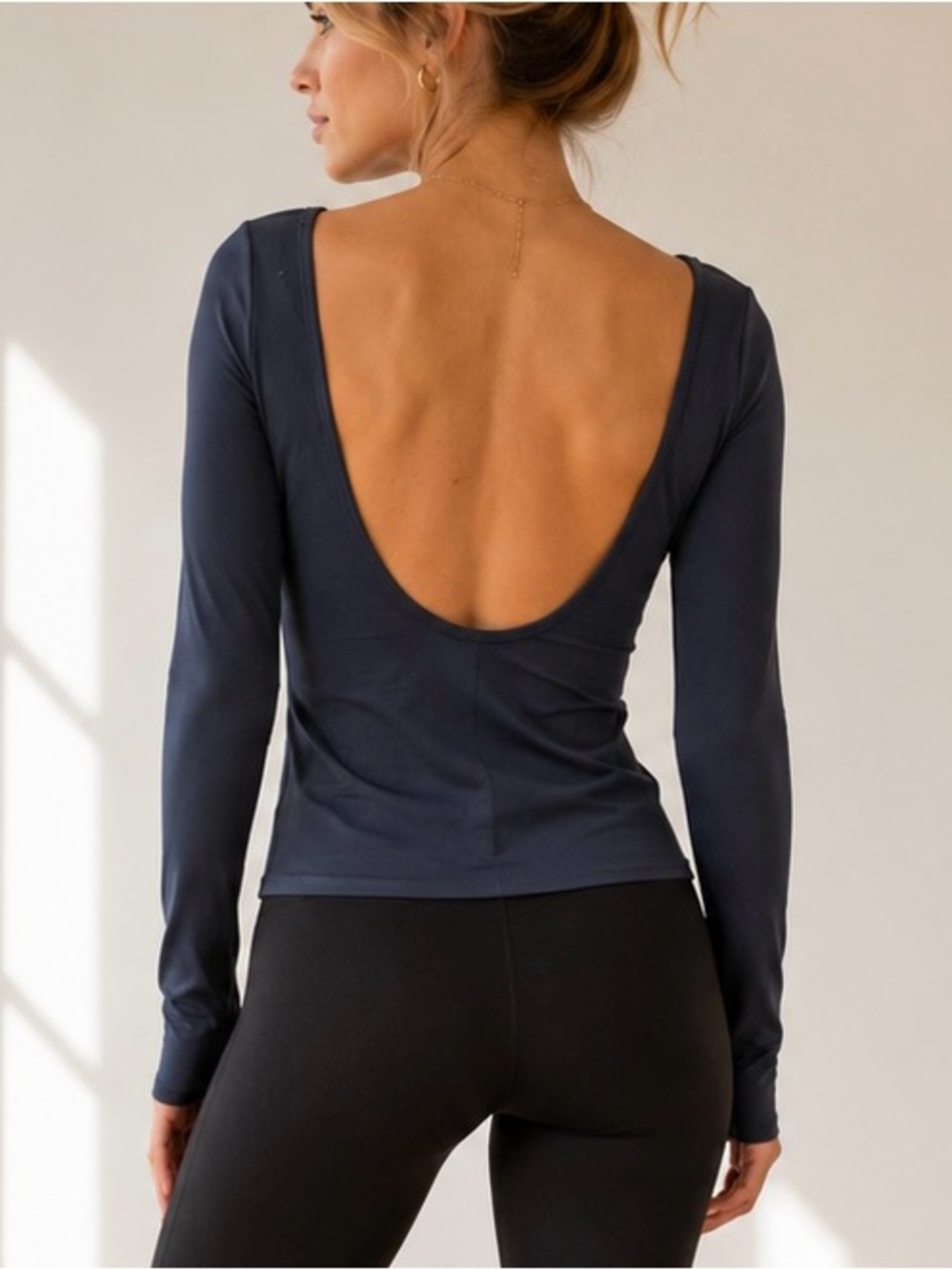 Garage Gray Deep Scoop Neck Fitted Long Sleeve Top M
